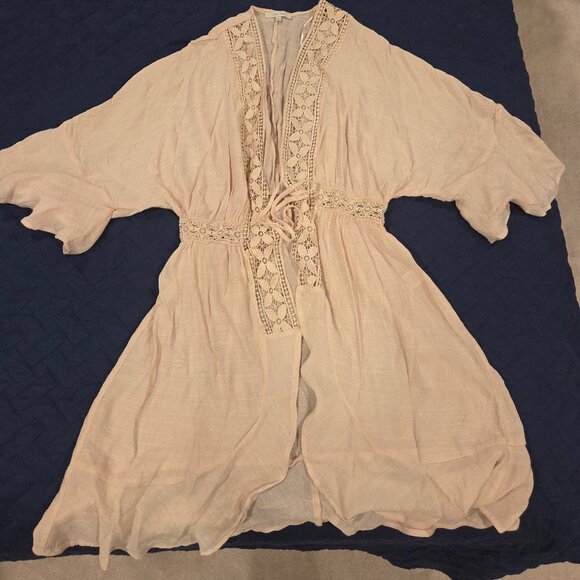 Robe Cover Up - Picture 1 of 4